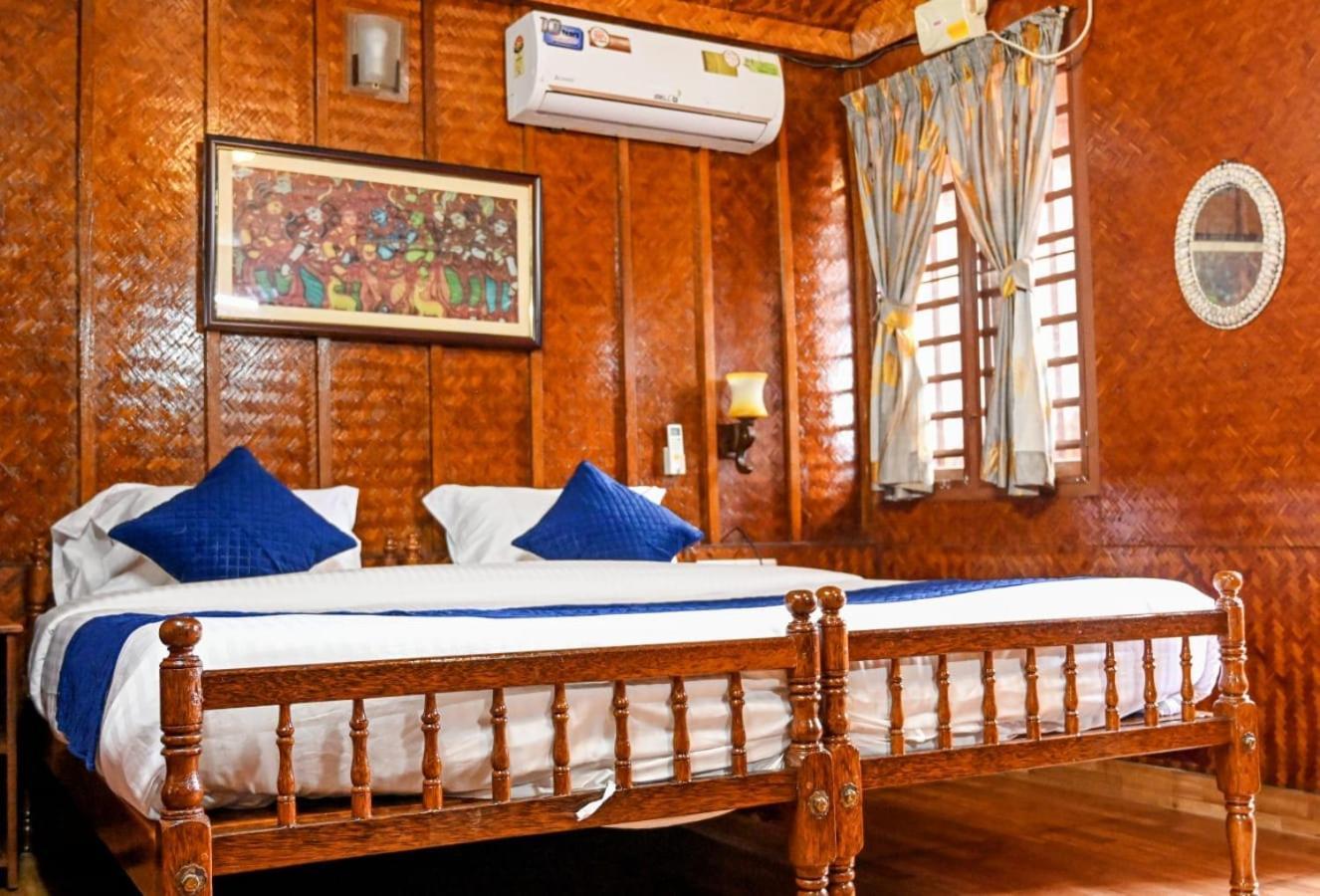 Sajeev Home Stay Cherai Beach Oda fotoğraf